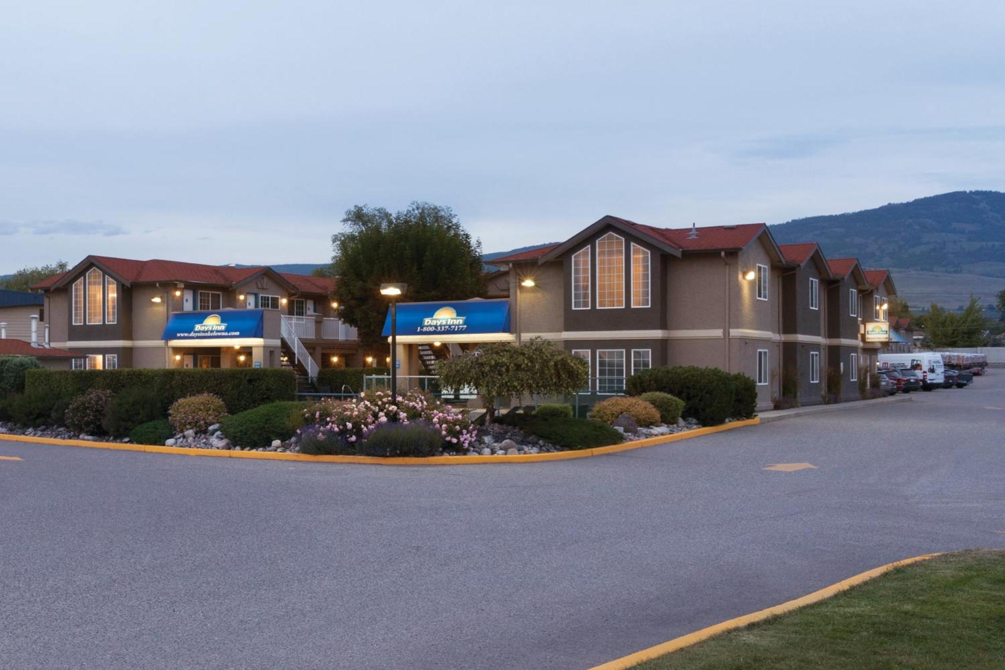 Days Inn By Wyndham Κελόουνα  Εξωτερικό φωτογραφία