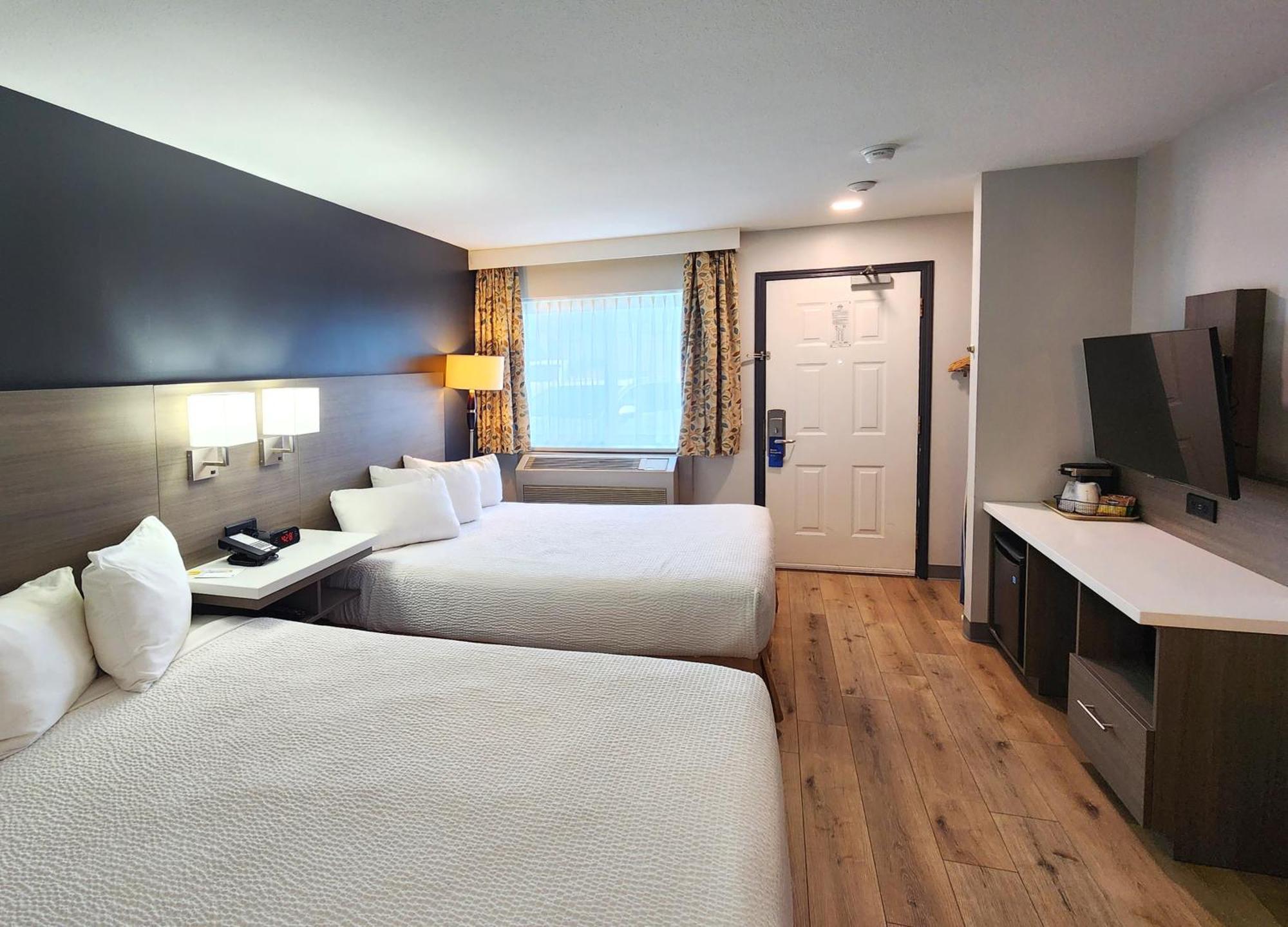 Days Inn By Wyndham Κελόουνα  Εξωτερικό φωτογραφία
